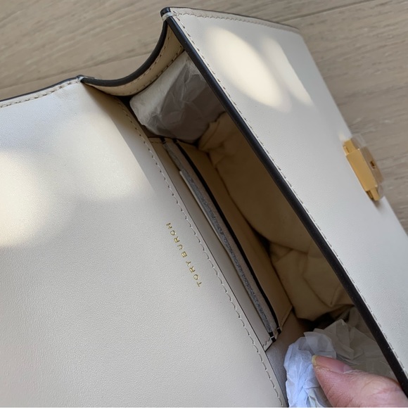 NWT Tory Burch Juliette Chain Leather Mini Bag Shoulder/Crossbody. - Picture 5 of 8